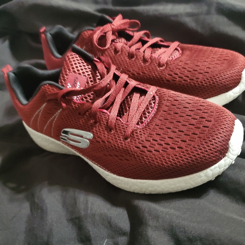 Lite weight sketchers Air cooled memory